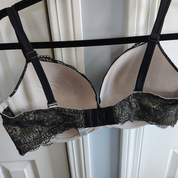 Victoria's Secret Very Sexy Push-up Pigeonnant Bra Black And Gold 38D - Picture 8 of 13